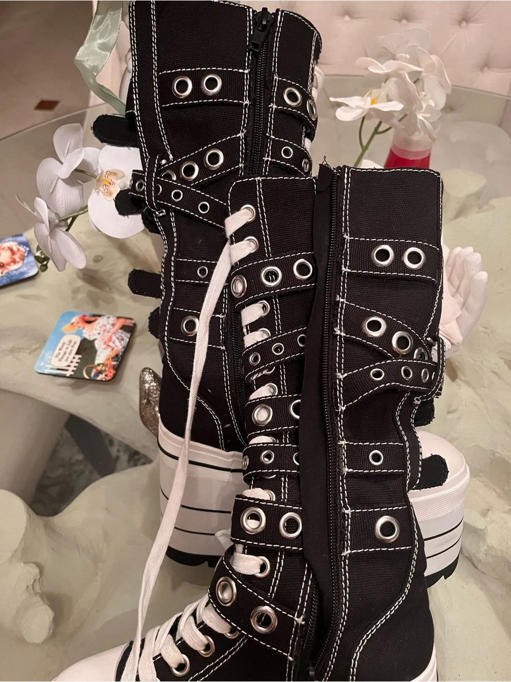 🍄Dolls kill street punk rivet boots gothic style/rave party 🎈 sz 5🍀